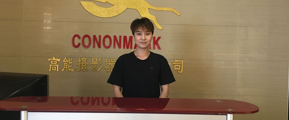 近23年行業(yè)經(jīng)驗(yàn)，國(guó)內(nèi)專(zhuān)業(yè)攝影器材制造商